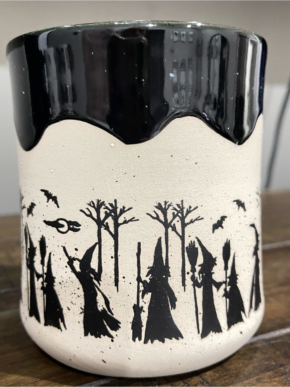 ✨👻Halloween Ceramic Black & Cream Witch Silhouette Mug - Home Dining✨👻 - Picture 3 of 7